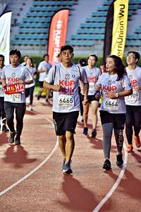 BIB: 869, 7242, 709, 6465, 6464
                            <button type="button" onclick="openModal(6078309)" class="btn btn-primary btn-sm float-right btn-popup" data-toggle="modal" data-target=".modal-high-quality">
                        <i class="fas fa-shopping-cart"></i> Add to Cart
                    </button>
                                            <button type="button" onclick="isThisMe(6078309, true)" class="btn btn-success btn-sm float-right btn-popup btn-isme hidden" data-toggle="tooltip" data-placement="bottom" title="นี่คือรูปของคุณใช่ไหม คลิกที่นี่เพื่อเอาเข้าอัลบั้ม">
                        <i class="fas fa-plus"></i> Add to album
                    </button>
                    <button type="button" onclick="isThisMe(6078309, false)" class="btn btn-warning btn-sm float-right btn-popup btn-isnotme hidden">
                        <i class="fas fa-ban"></i> Remove from album
                    </button>