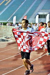 BIB: 629
                            <button type="button" onclick="openModal(6078012)" class="btn btn-primary btn-sm float-right btn-popup" data-toggle="modal" data-target=".modal-high-quality">
                        <i class="fas fa-shopping-cart"></i> Add to Cart
                    </button>
                                            <button type="button" onclick="isThisMe(6078012, true)" class="btn btn-success btn-sm float-right btn-popup btn-isme hidden" data-toggle="tooltip" data-placement="bottom" title="นี่คือรูปของคุณใช่ไหม คลิกที่นี่เพื่อเอาเข้าอัลบั้ม">
                        <i class="fas fa-plus"></i> Add to album
                    </button>
                    <button type="button" onclick="isThisMe(6078012, false)" class="btn btn-warning btn-sm float-right btn-popup btn-isnotme hidden">
                        <i class="fas fa-ban"></i> Remove from album
                    </button>