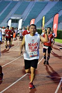 BIB: 4412, 5090
                            <button type="button" onclick="openModal(6078094)" class="btn btn-primary btn-sm float-right btn-popup" data-toggle="modal" data-target=".modal-high-quality">
                        <i class="fas fa-shopping-cart"></i> Add to Cart
                    </button>
                                            <button type="button" onclick="isThisMe(6078094, true)" class="btn btn-success btn-sm float-right btn-popup btn-isme hidden" data-toggle="tooltip" data-placement="bottom" title="นี่คือรูปของคุณใช่ไหม คลิกที่นี่เพื่อเอาเข้าอัลบั้ม">
                        <i class="fas fa-plus"></i> Add to album
                    </button>
                    <button type="button" onclick="isThisMe(6078094, false)" class="btn btn-warning btn-sm float-right btn-popup btn-isnotme hidden">
                        <i class="fas fa-ban"></i> Remove from album
                    </button>