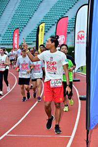 BIB: 9011, 7649, 7650, 4604
                            <button type="button" onclick="openModal(6078652)" class="btn btn-primary btn-sm float-right btn-popup" data-toggle="modal" data-target=".modal-high-quality">
                        <i class="fas fa-shopping-cart"></i> Add to Cart
                    </button>
                                            <button type="button" onclick="isThisMe(6078652, true)" class="btn btn-success btn-sm float-right btn-popup btn-isme hidden" data-toggle="tooltip" data-placement="bottom" title="นี่คือรูปของคุณใช่ไหม คลิกที่นี่เพื่อเอาเข้าอัลบั้ม">
                        <i class="fas fa-plus"></i> Add to album
                    </button>
                    <button type="button" onclick="isThisMe(6078652, false)" class="btn btn-warning btn-sm float-right btn-popup btn-isnotme hidden">
                        <i class="fas fa-ban"></i> Remove from album
                    </button>