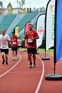 BIB: 338, 1758, 1717
                            <button type="button" onclick="openModal(6099056)" class="btn btn-primary btn-sm float-right btn-popup" data-toggle="modal" data-target=".modal-high-quality">
                        <i class="fas fa-shopping-cart"></i> Add to Cart
                    </button>
                                            <button type="button" onclick="isThisMe(6099056, true)" class="btn btn-success btn-sm float-right btn-popup btn-isme hidden" data-toggle="tooltip" data-placement="bottom" title="นี่คือรูปของคุณใช่ไหม คลิกที่นี่เพื่อเอาเข้าอัลบั้ม">
                        <i class="fas fa-plus"></i> Add to album
                    </button>
                    <button type="button" onclick="isThisMe(6099056, false)" class="btn btn-warning btn-sm float-right btn-popup btn-isnotme hidden">
                        <i class="fas fa-ban"></i> Remove from album
                    </button>