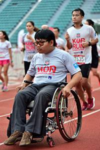 BIB: 2635, 2019
                            <button type="button" onclick="openModal(6099553)" class="btn btn-primary btn-sm float-right btn-popup" data-toggle="modal" data-target=".modal-high-quality">
                        <i class="fas fa-shopping-cart"></i> Add to Cart
                    </button>
                                            <button type="button" onclick="isThisMe(6099553, true)" class="btn btn-success btn-sm float-right btn-popup btn-isme hidden" data-toggle="tooltip" data-placement="bottom" title="นี่คือรูปของคุณใช่ไหม คลิกที่นี่เพื่อเอาเข้าอัลบั้ม">
                        <i class="fas fa-plus"></i> Add to album
                    </button>
                    <button type="button" onclick="isThisMe(6099553, false)" class="btn btn-warning btn-sm float-right btn-popup btn-isnotme hidden">
                        <i class="fas fa-ban"></i> Remove from album
                    </button>