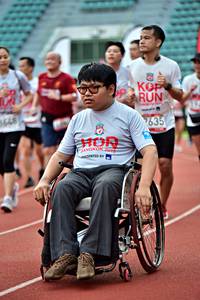 BIB: 2635, 8648, 2019
                            <button type="button" onclick="openModal(6099546)" class="btn btn-primary btn-sm float-right btn-popup" data-toggle="modal" data-target=".modal-high-quality">
                        <i class="fas fa-shopping-cart"></i> Add to Cart
                    </button>
                                            <button type="button" onclick="isThisMe(6099546, true)" class="btn btn-success btn-sm float-right btn-popup btn-isme hidden" data-toggle="tooltip" data-placement="bottom" title="นี่คือรูปของคุณใช่ไหม คลิกที่นี่เพื่อเอาเข้าอัลบั้ม">
                        <i class="fas fa-plus"></i> Add to album
                    </button>
                    <button type="button" onclick="isThisMe(6099546, false)" class="btn btn-warning btn-sm float-right btn-popup btn-isnotme hidden">
                        <i class="fas fa-ban"></i> Remove from album
                    </button>