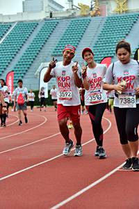 BIB: 3592, 351, 7388
                            <button type="button" onclick="openModal(6099229)" class="btn btn-primary btn-sm float-right btn-popup" data-toggle="modal" data-target=".modal-high-quality">
                        <i class="fas fa-shopping-cart"></i> Add to Cart
                    </button>
                                            <button type="button" onclick="isThisMe(6099229, true)" class="btn btn-success btn-sm float-right btn-popup btn-isme hidden" data-toggle="tooltip" data-placement="bottom" title="นี่คือรูปของคุณใช่ไหม คลิกที่นี่เพื่อเอาเข้าอัลบั้ม">
                        <i class="fas fa-plus"></i> Add to album
                    </button>
                    <button type="button" onclick="isThisMe(6099229, false)" class="btn btn-warning btn-sm float-right btn-popup btn-isnotme hidden">
                        <i class="fas fa-ban"></i> Remove from album
                    </button>