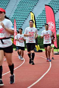 BIB: 4104
                            <button type="button" onclick="openModal(6099738)" class="btn btn-primary btn-sm float-right btn-popup" data-toggle="modal" data-target=".modal-high-quality">
                        <i class="fas fa-shopping-cart"></i> Add to Cart
                    </button>
                                            <button type="button" onclick="isThisMe(6099738, true)" class="btn btn-success btn-sm float-right btn-popup btn-isme hidden" data-toggle="tooltip" data-placement="bottom" title="นี่คือรูปของคุณใช่ไหม คลิกที่นี่เพื่อเอาเข้าอัลบั้ม">
                        <i class="fas fa-plus"></i> Add to album
                    </button>
                    <button type="button" onclick="isThisMe(6099738, false)" class="btn btn-warning btn-sm float-right btn-popup btn-isnotme hidden">
                        <i class="fas fa-ban"></i> Remove from album
                    </button>