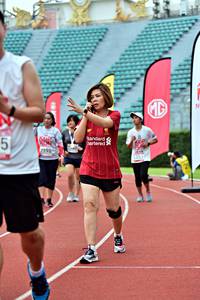 BIB: 7198, 353
                            <button type="button" onclick="openModal(6099496)" class="btn btn-primary btn-sm float-right btn-popup" data-toggle="modal" data-target=".modal-high-quality">
                        <i class="fas fa-shopping-cart"></i> Add to Cart
                    </button>
                                            <button type="button" onclick="isThisMe(6099496, true)" class="btn btn-success btn-sm float-right btn-popup btn-isme hidden" data-toggle="tooltip" data-placement="bottom" title="นี่คือรูปของคุณใช่ไหม คลิกที่นี่เพื่อเอาเข้าอัลบั้ม">
                        <i class="fas fa-plus"></i> Add to album
                    </button>
                    <button type="button" onclick="isThisMe(6099496, false)" class="btn btn-warning btn-sm float-right btn-popup btn-isnotme hidden">
                        <i class="fas fa-ban"></i> Remove from album
                    </button>