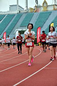 BIB: 8763, 865, 5514
                            <button type="button" onclick="openModal(6099075)" class="btn btn-primary btn-sm float-right btn-popup" data-toggle="modal" data-target=".modal-high-quality">
                        <i class="fas fa-shopping-cart"></i> Add to Cart
                    </button>
                                            <button type="button" onclick="isThisMe(6099075, true)" class="btn btn-success btn-sm float-right btn-popup btn-isme hidden" data-toggle="tooltip" data-placement="bottom" title="นี่คือรูปของคุณใช่ไหม คลิกที่นี่เพื่อเอาเข้าอัลบั้ม">
                        <i class="fas fa-plus"></i> Add to album
                    </button>
                    <button type="button" onclick="isThisMe(6099075, false)" class="btn btn-warning btn-sm float-right btn-popup btn-isnotme hidden">
                        <i class="fas fa-ban"></i> Remove from album
                    </button>