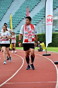 BIB: 201, 2805
                            <button type="button" onclick="openModal(6099604)" class="btn btn-primary btn-sm float-right btn-popup" data-toggle="modal" data-target=".modal-high-quality">
                        <i class="fas fa-shopping-cart"></i> Add to Cart
                    </button>
                                            <button type="button" onclick="isThisMe(6099604, true)" class="btn btn-success btn-sm float-right btn-popup btn-isme hidden" data-toggle="tooltip" data-placement="bottom" title="นี่คือรูปของคุณใช่ไหม คลิกที่นี่เพื่อเอาเข้าอัลบั้ม">
                        <i class="fas fa-plus"></i> Add to album
                    </button>
                    <button type="button" onclick="isThisMe(6099604, false)" class="btn btn-warning btn-sm float-right btn-popup btn-isnotme hidden">
                        <i class="fas fa-ban"></i> Remove from album
                    </button>