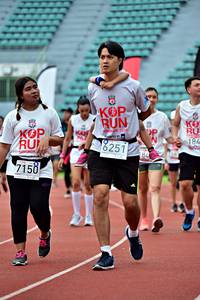 BIB: 201, 184, 8251, 7150
                            <button type="button" onclick="openModal(6099489)" class="btn btn-primary btn-sm float-right btn-popup" data-toggle="modal" data-target=".modal-high-quality">
                        <i class="fas fa-shopping-cart"></i> Add to Cart
                    </button>
                                            <button type="button" onclick="isThisMe(6099489, true)" class="btn btn-success btn-sm float-right btn-popup btn-isme hidden" data-toggle="tooltip" data-placement="bottom" title="นี่คือรูปของคุณใช่ไหม คลิกที่นี่เพื่อเอาเข้าอัลบั้ม">
                        <i class="fas fa-plus"></i> Add to album
                    </button>
                    <button type="button" onclick="isThisMe(6099489, false)" class="btn btn-warning btn-sm float-right btn-popup btn-isnotme hidden">
                        <i class="fas fa-ban"></i> Remove from album
                    </button>