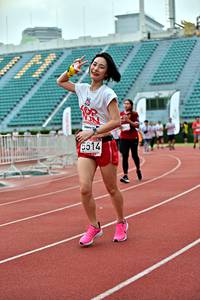 BIB: 514
                            <button type="button" onclick="openModal(6099080)" class="btn btn-primary btn-sm float-right btn-popup" data-toggle="modal" data-target=".modal-high-quality">
                        <i class="fas fa-shopping-cart"></i> Add to Cart
                    </button>
                                            <button type="button" onclick="isThisMe(6099080, true)" class="btn btn-success btn-sm float-right btn-popup btn-isme hidden" data-toggle="tooltip" data-placement="bottom" title="นี่คือรูปของคุณใช่ไหม คลิกที่นี่เพื่อเอาเข้าอัลบั้ม">
                        <i class="fas fa-plus"></i> Add to album
                    </button>
                    <button type="button" onclick="isThisMe(6099080, false)" class="btn btn-warning btn-sm float-right btn-popup btn-isnotme hidden">
                        <i class="fas fa-ban"></i> Remove from album
                    </button>