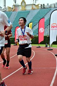 BIB: 1901
                            <button type="button" onclick="openModal(6098978)" class="btn btn-primary btn-sm float-right btn-popup" data-toggle="modal" data-target=".modal-high-quality">
                        <i class="fas fa-shopping-cart"></i> Add to Cart
                    </button>
                                            <button type="button" onclick="isThisMe(6098978, true)" class="btn btn-success btn-sm float-right btn-popup btn-isme hidden" data-toggle="tooltip" data-placement="bottom" title="นี่คือรูปของคุณใช่ไหม คลิกที่นี่เพื่อเอาเข้าอัลบั้ม">
                        <i class="fas fa-plus"></i> Add to album
                    </button>
                    <button type="button" onclick="isThisMe(6098978, false)" class="btn btn-warning btn-sm float-right btn-popup btn-isnotme hidden">
                        <i class="fas fa-ban"></i> Remove from album
                    </button>