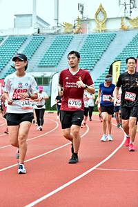 BIB: 5136, 340, 4705, 346
                            <button type="button" onclick="openModal(6099366)" class="btn btn-primary btn-sm float-right btn-popup" data-toggle="modal" data-target=".modal-high-quality">
                        <i class="fas fa-shopping-cart"></i> Add to Cart
                    </button>
                                            <button type="button" onclick="isThisMe(6099366, true)" class="btn btn-success btn-sm float-right btn-popup btn-isme hidden" data-toggle="tooltip" data-placement="bottom" title="นี่คือรูปของคุณใช่ไหม คลิกที่นี่เพื่อเอาเข้าอัลบั้ม">
                        <i class="fas fa-plus"></i> Add to album
                    </button>
                    <button type="button" onclick="isThisMe(6099366, false)" class="btn btn-warning btn-sm float-right btn-popup btn-isnotme hidden">
                        <i class="fas fa-ban"></i> Remove from album
                    </button>