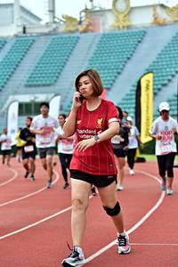 BIB: 353
                            <button type="button" onclick="openModal(6099500)" class="btn btn-primary btn-sm float-right btn-popup" data-toggle="modal" data-target=".modal-high-quality">
                        <i class="fas fa-shopping-cart"></i> Add to Cart
                    </button>
                                            <button type="button" onclick="isThisMe(6099500, true)" class="btn btn-success btn-sm float-right btn-popup btn-isme hidden" data-toggle="tooltip" data-placement="bottom" title="นี่คือรูปของคุณใช่ไหม คลิกที่นี่เพื่อเอาเข้าอัลบั้ม">
                        <i class="fas fa-plus"></i> Add to album
                    </button>
                    <button type="button" onclick="isThisMe(6099500, false)" class="btn btn-warning btn-sm float-right btn-popup btn-isnotme hidden">
                        <i class="fas fa-ban"></i> Remove from album
                    </button>