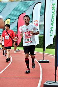 BIB: 915
                            <button type="button" onclick="openModal(6098954)" class="btn btn-primary btn-sm float-right btn-popup" data-toggle="modal" data-target=".modal-high-quality">
                        <i class="fas fa-shopping-cart"></i> Add to Cart
                    </button>
                                            <button type="button" onclick="isThisMe(6098954, true)" class="btn btn-success btn-sm float-right btn-popup btn-isme hidden" data-toggle="tooltip" data-placement="bottom" title="นี่คือรูปของคุณใช่ไหม คลิกที่นี่เพื่อเอาเข้าอัลบั้ม">
                        <i class="fas fa-plus"></i> Add to album
                    </button>
                    <button type="button" onclick="isThisMe(6098954, false)" class="btn btn-warning btn-sm float-right btn-popup btn-isnotme hidden">
                        <i class="fas fa-ban"></i> Remove from album
                    </button>