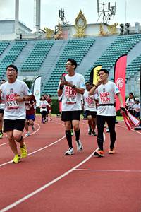 BIB: 3015, 5556, 338, 3138, 880
                            <button type="button" onclick="openModal(6098857)" class="btn btn-primary btn-sm float-right btn-popup" data-toggle="modal" data-target=".modal-high-quality">
                        <i class="fas fa-shopping-cart"></i> Add to Cart
                    </button>
                                            <button type="button" onclick="isThisMe(6098857, true)" class="btn btn-success btn-sm float-right btn-popup btn-isme hidden" data-toggle="tooltip" data-placement="bottom" title="นี่คือรูปของคุณใช่ไหม คลิกที่นี่เพื่อเอาเข้าอัลบั้ม">
                        <i class="fas fa-plus"></i> Add to album
                    </button>
                    <button type="button" onclick="isThisMe(6098857, false)" class="btn btn-warning btn-sm float-right btn-popup btn-isnotme hidden">
                        <i class="fas fa-ban"></i> Remove from album
                    </button>