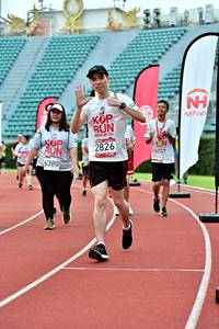 BIB: 6380, 2826, 002
                            <button type="button" onclick="openModal(6099187)" class="btn btn-primary btn-sm float-right btn-popup" data-toggle="modal" data-target=".modal-high-quality">
                        <i class="fas fa-shopping-cart"></i> Add to Cart
                    </button>
                                            <button type="button" onclick="isThisMe(6099187, true)" class="btn btn-success btn-sm float-right btn-popup btn-isme hidden" data-toggle="tooltip" data-placement="bottom" title="นี่คือรูปของคุณใช่ไหม คลิกที่นี่เพื่อเอาเข้าอัลบั้ม">
                        <i class="fas fa-plus"></i> Add to album
                    </button>
                    <button type="button" onclick="isThisMe(6099187, false)" class="btn btn-warning btn-sm float-right btn-popup btn-isnotme hidden">
                        <i class="fas fa-ban"></i> Remove from album
                    </button>