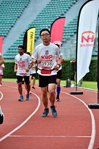 BIB: 3938, 4262
                            <button type="button" onclick="openModal(6098882)" class="btn btn-primary btn-sm float-right btn-popup" data-toggle="modal" data-target=".modal-high-quality">
                        <i class="fas fa-shopping-cart"></i> Add to Cart
                    </button>
                                            <button type="button" onclick="isThisMe(6098882, true)" class="btn btn-success btn-sm float-right btn-popup btn-isme hidden" data-toggle="tooltip" data-placement="bottom" title="นี่คือรูปของคุณใช่ไหม คลิกที่นี่เพื่อเอาเข้าอัลบั้ม">
                        <i class="fas fa-plus"></i> Add to album
                    </button>
                    <button type="button" onclick="isThisMe(6098882, false)" class="btn btn-warning btn-sm float-right btn-popup btn-isnotme hidden">
                        <i class="fas fa-ban"></i> Remove from album
                    </button>