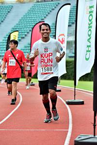 BIB: 915
                            <button type="button" onclick="openModal(6098955)" class="btn btn-primary btn-sm float-right btn-popup" data-toggle="modal" data-target=".modal-high-quality">
                        <i class="fas fa-shopping-cart"></i> Add to Cart
                    </button>
                                            <button type="button" onclick="isThisMe(6098955, true)" class="btn btn-success btn-sm float-right btn-popup btn-isme hidden" data-toggle="tooltip" data-placement="bottom" title="นี่คือรูปของคุณใช่ไหม คลิกที่นี่เพื่อเอาเข้าอัลบั้ม">
                        <i class="fas fa-plus"></i> Add to album
                    </button>
                    <button type="button" onclick="isThisMe(6098955, false)" class="btn btn-warning btn-sm float-right btn-popup btn-isnotme hidden">
                        <i class="fas fa-ban"></i> Remove from album
                    </button>