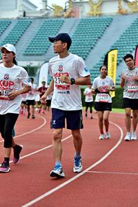 BIB: 4440, 4439
                            <button type="button" onclick="openModal(6099524)" class="btn btn-primary btn-sm float-right btn-popup" data-toggle="modal" data-target=".modal-high-quality">
                        <i class="fas fa-shopping-cart"></i> Add to Cart
                    </button>
                                            <button type="button" onclick="isThisMe(6099524, true)" class="btn btn-success btn-sm float-right btn-popup btn-isme hidden" data-toggle="tooltip" data-placement="bottom" title="นี่คือรูปของคุณใช่ไหม คลิกที่นี่เพื่อเอาเข้าอัลบั้ม">
                        <i class="fas fa-plus"></i> Add to album
                    </button>
                    <button type="button" onclick="isThisMe(6099524, false)" class="btn btn-warning btn-sm float-right btn-popup btn-isnotme hidden">
                        <i class="fas fa-ban"></i> Remove from album
                    </button>