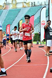 BIB: 1615, 895, 2901
                            <button type="button" onclick="openModal(6099313)" class="btn btn-primary btn-sm float-right btn-popup" data-toggle="modal" data-target=".modal-high-quality">
                        <i class="fas fa-shopping-cart"></i> Add to Cart
                    </button>
                                            <button type="button" onclick="isThisMe(6099313, true)" class="btn btn-success btn-sm float-right btn-popup btn-isme hidden" data-toggle="tooltip" data-placement="bottom" title="นี่คือรูปของคุณใช่ไหม คลิกที่นี่เพื่อเอาเข้าอัลบั้ม">
                        <i class="fas fa-plus"></i> Add to album
                    </button>
                    <button type="button" onclick="isThisMe(6099313, false)" class="btn btn-warning btn-sm float-right btn-popup btn-isnotme hidden">
                        <i class="fas fa-ban"></i> Remove from album
                    </button>