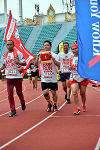 BIB: 31660, 2022
                            <button type="button" onclick="openModal(6099421)" class="btn btn-primary btn-sm float-right btn-popup" data-toggle="modal" data-target=".modal-high-quality">
                        <i class="fas fa-shopping-cart"></i> Add to Cart
                    </button>
                                            <button type="button" onclick="isThisMe(6099421, true)" class="btn btn-success btn-sm float-right btn-popup btn-isme hidden" data-toggle="tooltip" data-placement="bottom" title="นี่คือรูปของคุณใช่ไหม คลิกที่นี่เพื่อเอาเข้าอัลบั้ม">
                        <i class="fas fa-plus"></i> Add to album
                    </button>
                    <button type="button" onclick="isThisMe(6099421, false)" class="btn btn-warning btn-sm float-right btn-popup btn-isnotme hidden">
                        <i class="fas fa-ban"></i> Remove from album
                    </button>