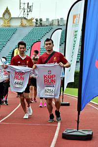 BIB: 6442, 6256
                            <button type="button" onclick="openModal(6098780)" class="btn btn-primary btn-sm float-right btn-popup" data-toggle="modal" data-target=".modal-high-quality">
                        <i class="fas fa-shopping-cart"></i> Add to Cart
                    </button>
                                            <button type="button" onclick="isThisMe(6098780, true)" class="btn btn-success btn-sm float-right btn-popup btn-isme hidden" data-toggle="tooltip" data-placement="bottom" title="นี่คือรูปของคุณใช่ไหม คลิกที่นี่เพื่อเอาเข้าอัลบั้ม">
                        <i class="fas fa-plus"></i> Add to album
                    </button>
                    <button type="button" onclick="isThisMe(6098780, false)" class="btn btn-warning btn-sm float-right btn-popup btn-isnotme hidden">
                        <i class="fas fa-ban"></i> Remove from album
                    </button>