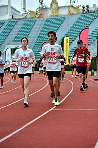 BIB: 1819, 1566, 3974
                            <button type="button" onclick="openModal(6099260)" class="btn btn-primary btn-sm float-right btn-popup" data-toggle="modal" data-target=".modal-high-quality">
                        <i class="fas fa-shopping-cart"></i> Add to Cart
                    </button>
                                            <button type="button" onclick="isThisMe(6099260, true)" class="btn btn-success btn-sm float-right btn-popup btn-isme hidden" data-toggle="tooltip" data-placement="bottom" title="นี่คือรูปของคุณใช่ไหม คลิกที่นี่เพื่อเอาเข้าอัลบั้ม">
                        <i class="fas fa-plus"></i> Add to album
                    </button>
                    <button type="button" onclick="isThisMe(6099260, false)" class="btn btn-warning btn-sm float-right btn-popup btn-isnotme hidden">
                        <i class="fas fa-ban"></i> Remove from album
                    </button>