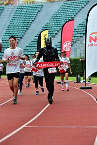 BIB: 3880, 1869, 513
                            <button type="button" onclick="openModal(6098898)" class="btn btn-primary btn-sm float-right btn-popup" data-toggle="modal" data-target=".modal-high-quality">
                        <i class="fas fa-shopping-cart"></i> Add to Cart
                    </button>
                                            <button type="button" onclick="isThisMe(6098898, true)" class="btn btn-success btn-sm float-right btn-popup btn-isme hidden" data-toggle="tooltip" data-placement="bottom" title="นี่คือรูปของคุณใช่ไหม คลิกที่นี่เพื่อเอาเข้าอัลบั้ม">
                        <i class="fas fa-plus"></i> Add to album
                    </button>
                    <button type="button" onclick="isThisMe(6098898, false)" class="btn btn-warning btn-sm float-right btn-popup btn-isnotme hidden">
                        <i class="fas fa-ban"></i> Remove from album
                    </button>