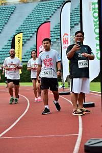 BIB: 4952, 8952
                            <button type="button" onclick="openModal(6099305)" class="btn btn-primary btn-sm float-right btn-popup" data-toggle="modal" data-target=".modal-high-quality">
                        <i class="fas fa-shopping-cart"></i> Add to Cart
                    </button>
                                            <button type="button" onclick="isThisMe(6099305, true)" class="btn btn-success btn-sm float-right btn-popup btn-isme hidden" data-toggle="tooltip" data-placement="bottom" title="นี่คือรูปของคุณใช่ไหม คลิกที่นี่เพื่อเอาเข้าอัลบั้ม">
                        <i class="fas fa-plus"></i> Add to album
                    </button>
                    <button type="button" onclick="isThisMe(6099305, false)" class="btn btn-warning btn-sm float-right btn-popup btn-isnotme hidden">
                        <i class="fas fa-ban"></i> Remove from album
                    </button>