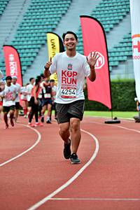 BIB: 4254
                            <button type="button" onclick="openModal(6099702)" class="btn btn-primary btn-sm float-right btn-popup" data-toggle="modal" data-target=".modal-high-quality">
                        <i class="fas fa-shopping-cart"></i> Add to Cart
                    </button>
                                            <button type="button" onclick="isThisMe(6099702, true)" class="btn btn-success btn-sm float-right btn-popup btn-isme hidden" data-toggle="tooltip" data-placement="bottom" title="นี่คือรูปของคุณใช่ไหม คลิกที่นี่เพื่อเอาเข้าอัลบั้ม">
                        <i class="fas fa-plus"></i> Add to album
                    </button>
                    <button type="button" onclick="isThisMe(6099702, false)" class="btn btn-warning btn-sm float-right btn-popup btn-isnotme hidden">
                        <i class="fas fa-ban"></i> Remove from album
                    </button>