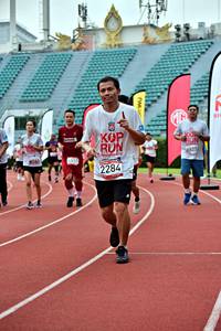 BIB: 825, 4359, 2284
                            <button type="button" onclick="openModal(6099110)" class="btn btn-primary btn-sm float-right btn-popup" data-toggle="modal" data-target=".modal-high-quality">
                        <i class="fas fa-shopping-cart"></i> Add to Cart
                    </button>
                                            <button type="button" onclick="isThisMe(6099110, true)" class="btn btn-success btn-sm float-right btn-popup btn-isme hidden" data-toggle="tooltip" data-placement="bottom" title="นี่คือรูปของคุณใช่ไหม คลิกที่นี่เพื่อเอาเข้าอัลบั้ม">
                        <i class="fas fa-plus"></i> Add to album
                    </button>
                    <button type="button" onclick="isThisMe(6099110, false)" class="btn btn-warning btn-sm float-right btn-popup btn-isnotme hidden">
                        <i class="fas fa-ban"></i> Remove from album
                    </button>