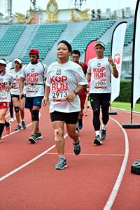 BIB: 4295, 2973, 1906, 528
                            <button type="button" onclick="openModal(6099378)" class="btn btn-primary btn-sm float-right btn-popup" data-toggle="modal" data-target=".modal-high-quality">
                        <i class="fas fa-shopping-cart"></i> Add to Cart
                    </button>
                                            <button type="button" onclick="isThisMe(6099378, true)" class="btn btn-success btn-sm float-right btn-popup btn-isme hidden" data-toggle="tooltip" data-placement="bottom" title="นี่คือรูปของคุณใช่ไหม คลิกที่นี่เพื่อเอาเข้าอัลบั้ม">
                        <i class="fas fa-plus"></i> Add to album
                    </button>
                    <button type="button" onclick="isThisMe(6099378, false)" class="btn btn-warning btn-sm float-right btn-popup btn-isnotme hidden">
                        <i class="fas fa-ban"></i> Remove from album
                    </button>