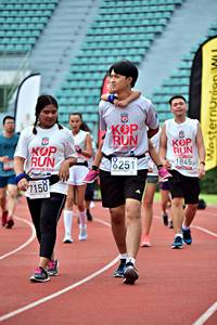 BIB: 1845, 201, 8251, 2019, 7150
                            <button type="button" onclick="openModal(6099484)" class="btn btn-primary btn-sm float-right btn-popup" data-toggle="modal" data-target=".modal-high-quality">
                        <i class="fas fa-shopping-cart"></i> Add to Cart
                    </button>
                                            <button type="button" onclick="isThisMe(6099484, true)" class="btn btn-success btn-sm float-right btn-popup btn-isme hidden" data-toggle="tooltip" data-placement="bottom" title="นี่คือรูปของคุณใช่ไหม คลิกที่นี่เพื่อเอาเข้าอัลบั้ม">
                        <i class="fas fa-plus"></i> Add to album
                    </button>
                    <button type="button" onclick="isThisMe(6099484, false)" class="btn btn-warning btn-sm float-right btn-popup btn-isnotme hidden">
                        <i class="fas fa-ban"></i> Remove from album
                    </button>