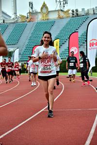 BIB: 1854
                            <button type="button" onclick="openModal(6099278)" class="btn btn-primary btn-sm float-right btn-popup" data-toggle="modal" data-target=".modal-high-quality">
                        <i class="fas fa-shopping-cart"></i> Add to Cart
                    </button>
                                            <button type="button" onclick="isThisMe(6099278, true)" class="btn btn-success btn-sm float-right btn-popup btn-isme hidden" data-toggle="tooltip" data-placement="bottom" title="นี่คือรูปของคุณใช่ไหม คลิกที่นี่เพื่อเอาเข้าอัลบั้ม">
                        <i class="fas fa-plus"></i> Add to album
                    </button>
                    <button type="button" onclick="isThisMe(6099278, false)" class="btn btn-warning btn-sm float-right btn-popup btn-isnotme hidden">
                        <i class="fas fa-ban"></i> Remove from album
                    </button>