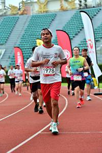 BIB: 1978, 1393
                            <button type="button" onclick="openModal(6099763)" class="btn btn-primary btn-sm float-right btn-popup" data-toggle="modal" data-target=".modal-high-quality">
                        <i class="fas fa-shopping-cart"></i> Add to Cart
                    </button>
                                            <button type="button" onclick="isThisMe(6099763, true)" class="btn btn-success btn-sm float-right btn-popup btn-isme hidden" data-toggle="tooltip" data-placement="bottom" title="นี่คือรูปของคุณใช่ไหม คลิกที่นี่เพื่อเอาเข้าอัลบั้ม">
                        <i class="fas fa-plus"></i> Add to album
                    </button>
                    <button type="button" onclick="isThisMe(6099763, false)" class="btn btn-warning btn-sm float-right btn-popup btn-isnotme hidden">
                        <i class="fas fa-ban"></i> Remove from album
                    </button>