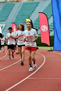 BIB: 216, 1770, 4802
                            <button type="button" onclick="openModal(6099823)" class="btn btn-primary btn-sm float-right btn-popup" data-toggle="modal" data-target=".modal-high-quality">
                        <i class="fas fa-shopping-cart"></i> Add to Cart
                    </button>
                                            <button type="button" onclick="isThisMe(6099823, true)" class="btn btn-success btn-sm float-right btn-popup btn-isme hidden" data-toggle="tooltip" data-placement="bottom" title="นี่คือรูปของคุณใช่ไหม คลิกที่นี่เพื่อเอาเข้าอัลบั้ม">
                        <i class="fas fa-plus"></i> Add to album
                    </button>
                    <button type="button" onclick="isThisMe(6099823, false)" class="btn btn-warning btn-sm float-right btn-popup btn-isnotme hidden">
                        <i class="fas fa-ban"></i> Remove from album
                    </button>