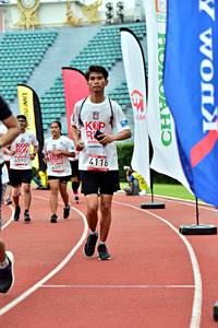 BIB: 4590, 4118, 2591
                            <button type="button" onclick="openModal(6099907)" class="btn btn-primary btn-sm float-right btn-popup" data-toggle="modal" data-target=".modal-high-quality">
                        <i class="fas fa-shopping-cart"></i> Add to Cart
                    </button>
                                            <button type="button" onclick="isThisMe(6099907, true)" class="btn btn-success btn-sm float-right btn-popup btn-isme hidden" data-toggle="tooltip" data-placement="bottom" title="นี่คือรูปของคุณใช่ไหม คลิกที่นี่เพื่อเอาเข้าอัลบั้ม">
                        <i class="fas fa-plus"></i> Add to album
                    </button>
                    <button type="button" onclick="isThisMe(6099907, false)" class="btn btn-warning btn-sm float-right btn-popup btn-isnotme hidden">
                        <i class="fas fa-ban"></i> Remove from album
                    </button>