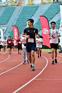 BIB: 4723, 4118
                            <button type="button" onclick="openModal(6099903)" class="btn btn-primary btn-sm float-right btn-popup" data-toggle="modal" data-target=".modal-high-quality">
                        <i class="fas fa-shopping-cart"></i> Add to Cart
                    </button>
                                            <button type="button" onclick="isThisMe(6099903, true)" class="btn btn-success btn-sm float-right btn-popup btn-isme hidden" data-toggle="tooltip" data-placement="bottom" title="นี่คือรูปของคุณใช่ไหม คลิกที่นี่เพื่อเอาเข้าอัลบั้ม">
                        <i class="fas fa-plus"></i> Add to album
                    </button>
                    <button type="button" onclick="isThisMe(6099903, false)" class="btn btn-warning btn-sm float-right btn-popup btn-isnotme hidden">
                        <i class="fas fa-ban"></i> Remove from album
                    </button>