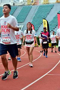 BIB: 5441, 8120, 1839
                            <button type="button" onclick="openModal(6099994)" class="btn btn-primary btn-sm float-right btn-popup" data-toggle="modal" data-target=".modal-high-quality">
                        <i class="fas fa-shopping-cart"></i> Add to Cart
                    </button>
                                            <button type="button" onclick="isThisMe(6099994, true)" class="btn btn-success btn-sm float-right btn-popup btn-isme hidden" data-toggle="tooltip" data-placement="bottom" title="นี่คือรูปของคุณใช่ไหม คลิกที่นี่เพื่อเอาเข้าอัลบั้ม">
                        <i class="fas fa-plus"></i> Add to album
                    </button>
                    <button type="button" onclick="isThisMe(6099994, false)" class="btn btn-warning btn-sm float-right btn-popup btn-isnotme hidden">
                        <i class="fas fa-ban"></i> Remove from album
                    </button>