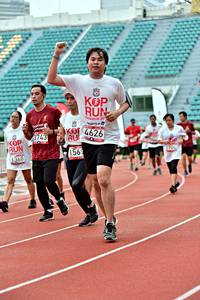 BIB: 4626, 3743, 1900, 1569, 1368
                            <button type="button" onclick="openModal(6099753)" class="btn btn-primary btn-sm float-right btn-popup" data-toggle="modal" data-target=".modal-high-quality">
                        <i class="fas fa-shopping-cart"></i> Add to Cart
                    </button>
                                            <button type="button" onclick="isThisMe(6099753, true)" class="btn btn-success btn-sm float-right btn-popup btn-isme hidden" data-toggle="tooltip" data-placement="bottom" title="นี่คือรูปของคุณใช่ไหม คลิกที่นี่เพื่อเอาเข้าอัลบั้ม">
                        <i class="fas fa-plus"></i> Add to album
                    </button>
                    <button type="button" onclick="isThisMe(6099753, false)" class="btn btn-warning btn-sm float-right btn-popup btn-isnotme hidden">
                        <i class="fas fa-ban"></i> Remove from album
                    </button>