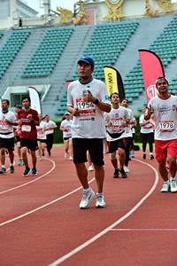 BIB: 1954, 2015, 1557, 975, 780, 1978
                            <button type="button" onclick="openModal(6099755)" class="btn btn-primary btn-sm float-right btn-popup" data-toggle="modal" data-target=".modal-high-quality">
                        <i class="fas fa-shopping-cart"></i> Add to Cart
                    </button>
                                            <button type="button" onclick="isThisMe(6099755, true)" class="btn btn-success btn-sm float-right btn-popup btn-isme hidden" data-toggle="tooltip" data-placement="bottom" title="นี่คือรูปของคุณใช่ไหม คลิกที่นี่เพื่อเอาเข้าอัลบั้ม">
                        <i class="fas fa-plus"></i> Add to album
                    </button>
                    <button type="button" onclick="isThisMe(6099755, false)" class="btn btn-warning btn-sm float-right btn-popup btn-isnotme hidden">
                        <i class="fas fa-ban"></i> Remove from album
                    </button>