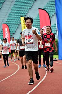 BIB: 4361, 2030, 5702
                            <button type="button" onclick="openModal(6099805)" class="btn btn-primary btn-sm float-right btn-popup" data-toggle="modal" data-target=".modal-high-quality">
                        <i class="fas fa-shopping-cart"></i> Add to Cart
                    </button>
                                            <button type="button" onclick="isThisMe(6099805, true)" class="btn btn-success btn-sm float-right btn-popup btn-isme hidden" data-toggle="tooltip" data-placement="bottom" title="นี่คือรูปของคุณใช่ไหม คลิกที่นี่เพื่อเอาเข้าอัลบั้ม">
                        <i class="fas fa-plus"></i> Add to album
                    </button>
                    <button type="button" onclick="isThisMe(6099805, false)" class="btn btn-warning btn-sm float-right btn-popup btn-isnotme hidden">
                        <i class="fas fa-ban"></i> Remove from album
                    </button>