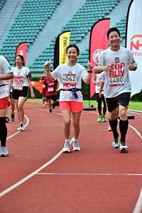 BIB: 4480, 4309, 4042
                            <button type="button" onclick="openModal(6099745)" class="btn btn-primary btn-sm float-right btn-popup" data-toggle="modal" data-target=".modal-high-quality">
                        <i class="fas fa-shopping-cart"></i> Add to Cart
                    </button>
                                            <button type="button" onclick="isThisMe(6099745, true)" class="btn btn-success btn-sm float-right btn-popup btn-isme hidden" data-toggle="tooltip" data-placement="bottom" title="นี่คือรูปของคุณใช่ไหม คลิกที่นี่เพื่อเอาเข้าอัลบั้ม">
                        <i class="fas fa-plus"></i> Add to album
                    </button>
                    <button type="button" onclick="isThisMe(6099745, false)" class="btn btn-warning btn-sm float-right btn-popup btn-isnotme hidden">
                        <i class="fas fa-ban"></i> Remove from album
                    </button>