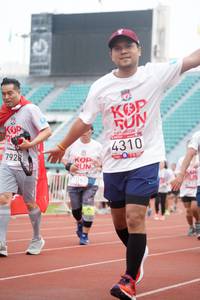 BIB: 4310, 7928, 060
                            <button type="button" onclick="openModal(6056980)" class="btn btn-primary btn-sm float-right btn-popup" data-toggle="modal" data-target=".modal-high-quality">
                        <i class="fas fa-shopping-cart"></i> Add to Cart
                    </button>
                                            <button type="button" onclick="isThisMe(6056980, true)" class="btn btn-success btn-sm float-right btn-popup btn-isme hidden" data-toggle="tooltip" data-placement="bottom" title="นี่คือรูปของคุณใช่ไหม คลิกที่นี่เพื่อเอาเข้าอัลบั้ม">
                        <i class="fas fa-plus"></i> Add to album
                    </button>
                    <button type="button" onclick="isThisMe(6056980, false)" class="btn btn-warning btn-sm float-right btn-popup btn-isnotme hidden">
                        <i class="fas fa-ban"></i> Remove from album
                    </button>