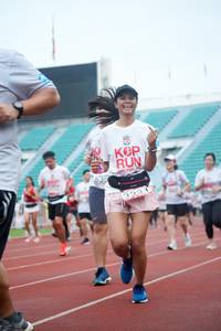 BIB: 635
                            <button type="button" onclick="openModal(6077594)" class="btn btn-primary btn-sm float-right btn-popup" data-toggle="modal" data-target=".modal-high-quality">
                        <i class="fas fa-shopping-cart"></i> Add to Cart
                    </button>
                                            <button type="button" onclick="isThisMe(6077594, true)" class="btn btn-success btn-sm float-right btn-popup btn-isme hidden" data-toggle="tooltip" data-placement="bottom" title="นี่คือรูปของคุณใช่ไหม คลิกที่นี่เพื่อเอาเข้าอัลบั้ม">
                        <i class="fas fa-plus"></i> Add to album
                    </button>
                    <button type="button" onclick="isThisMe(6077594, false)" class="btn btn-warning btn-sm float-right btn-popup btn-isnotme hidden">
                        <i class="fas fa-ban"></i> Remove from album
                    </button>