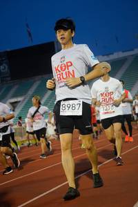 BIB: 3210, 8987, 595
                            <button type="button" onclick="openModal(6109686)" class="btn btn-primary btn-sm float-right btn-popup" data-toggle="modal" data-target=".modal-high-quality">
                        <i class="fas fa-shopping-cart"></i> Add to Cart
                    </button>
                                            <button type="button" onclick="isThisMe(6109686, true)" class="btn btn-success btn-sm float-right btn-popup btn-isme hidden" data-toggle="tooltip" data-placement="bottom" title="นี่คือรูปของคุณใช่ไหม คลิกที่นี่เพื่อเอาเข้าอัลบั้ม">
                        <i class="fas fa-plus"></i> Add to album
                    </button>
                    <button type="button" onclick="isThisMe(6109686, false)" class="btn btn-warning btn-sm float-right btn-popup btn-isnotme hidden">
                        <i class="fas fa-ban"></i> Remove from album
                    </button>