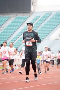 BIB: 1686
                            <button type="button" onclick="openModal(6053635)" class="btn btn-primary btn-sm float-right btn-popup" data-toggle="modal" data-target=".modal-high-quality">
                        <i class="fas fa-shopping-cart"></i> Add to Cart
                    </button>
                                            <button type="button" onclick="isThisMe(6053635, true)" class="btn btn-success btn-sm float-right btn-popup btn-isme hidden" data-toggle="tooltip" data-placement="bottom" title="นี่คือรูปของคุณใช่ไหม คลิกที่นี่เพื่อเอาเข้าอัลบั้ม">
                        <i class="fas fa-plus"></i> Add to album
                    </button>
                    <button type="button" onclick="isThisMe(6053635, false)" class="btn btn-warning btn-sm float-right btn-popup btn-isnotme hidden">
                        <i class="fas fa-ban"></i> Remove from album
                    </button>