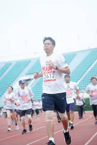 BIB: 2612
                            <button type="button" onclick="openModal(6077727)" class="btn btn-primary btn-sm float-right btn-popup" data-toggle="modal" data-target=".modal-high-quality">
                        <i class="fas fa-shopping-cart"></i> Add to Cart
                    </button>
                                            <button type="button" onclick="isThisMe(6077727, true)" class="btn btn-success btn-sm float-right btn-popup btn-isme hidden" data-toggle="tooltip" data-placement="bottom" title="นี่คือรูปของคุณใช่ไหม คลิกที่นี่เพื่อเอาเข้าอัลบั้ม">
                        <i class="fas fa-plus"></i> Add to album
                    </button>
                    <button type="button" onclick="isThisMe(6077727, false)" class="btn btn-warning btn-sm float-right btn-popup btn-isnotme hidden">
                        <i class="fas fa-ban"></i> Remove from album
                    </button>