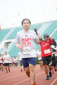 BIB: 201, 6496, 2422
                            <button type="button" onclick="openModal(6077831)" class="btn btn-primary btn-sm float-right btn-popup" data-toggle="modal" data-target=".modal-high-quality">
                        <i class="fas fa-shopping-cart"></i> Add to Cart
                    </button>
                                            <button type="button" onclick="isThisMe(6077831, true)" class="btn btn-success btn-sm float-right btn-popup btn-isme hidden" data-toggle="tooltip" data-placement="bottom" title="นี่คือรูปของคุณใช่ไหม คลิกที่นี่เพื่อเอาเข้าอัลบั้ม">
                        <i class="fas fa-plus"></i> Add to album
                    </button>
                    <button type="button" onclick="isThisMe(6077831, false)" class="btn btn-warning btn-sm float-right btn-popup btn-isnotme hidden">
                        <i class="fas fa-ban"></i> Remove from album
                    </button>