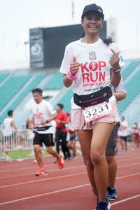 BIB: 3231
                            <button type="button" onclick="openModal(6077595)" class="btn btn-primary btn-sm float-right btn-popup" data-toggle="modal" data-target=".modal-high-quality">
                        <i class="fas fa-shopping-cart"></i> Add to Cart
                    </button>
                                            <button type="button" onclick="isThisMe(6077595, true)" class="btn btn-success btn-sm float-right btn-popup btn-isme hidden" data-toggle="tooltip" data-placement="bottom" title="นี่คือรูปของคุณใช่ไหม คลิกที่นี่เพื่อเอาเข้าอัลบั้ม">
                        <i class="fas fa-plus"></i> Add to album
                    </button>
                    <button type="button" onclick="isThisMe(6077595, false)" class="btn btn-warning btn-sm float-right btn-popup btn-isnotme hidden">
                        <i class="fas fa-ban"></i> Remove from album
                    </button>